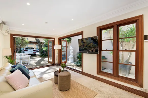 10 Moore Park  Road, Paddington