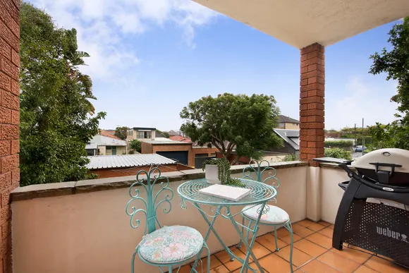 2/79 Albion Street, Randwick