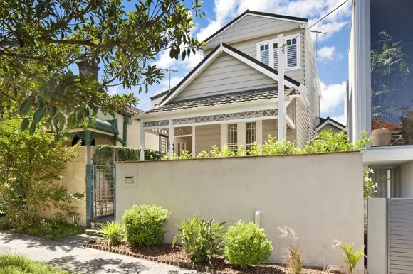 60 Rawson Avenue, Queens Park