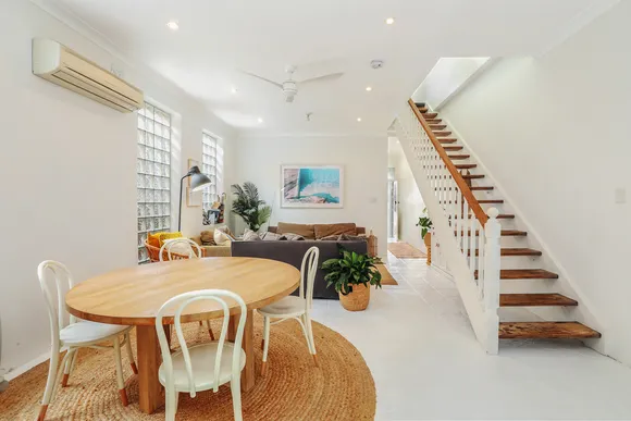 8 Darling  Street, Bronte