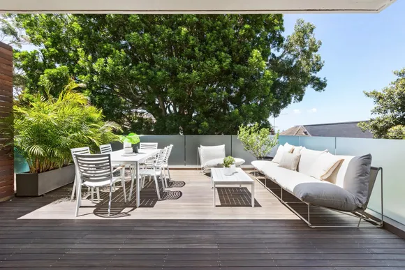 2/139-141 Carrington Road, Coogee