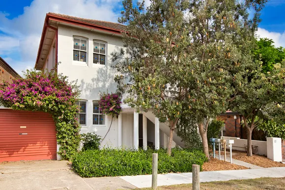 4/19 Hastings Parade, Bondi Beach