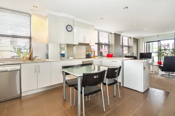Unit 12/26 McElhone Street, Woolloomooloo