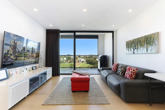 901/280 Jones Street, Pyrmont