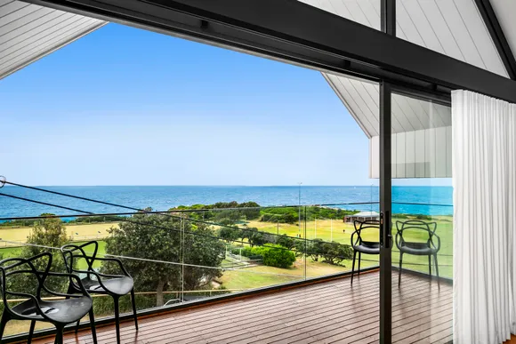 16 Ocean Street, Clovelly