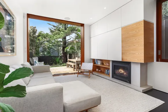 16 Cross Street, Bronte