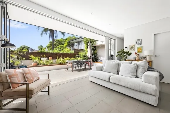 52B Dolphin Street, Coogee