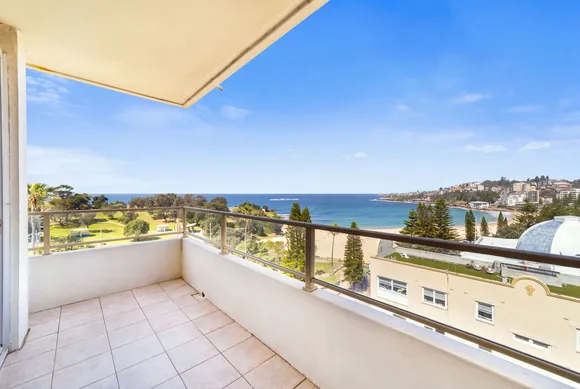 15/120 Beach Street, Coogee