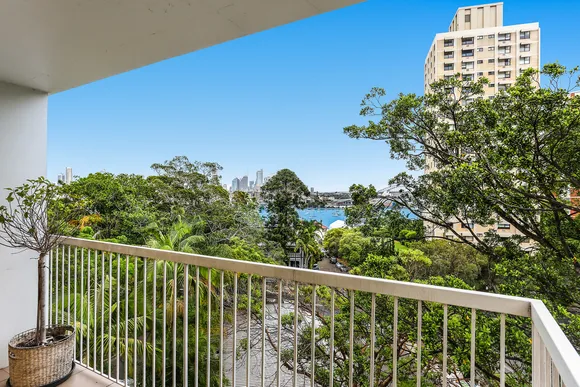 20/4 Mitchell Road, Darling Point