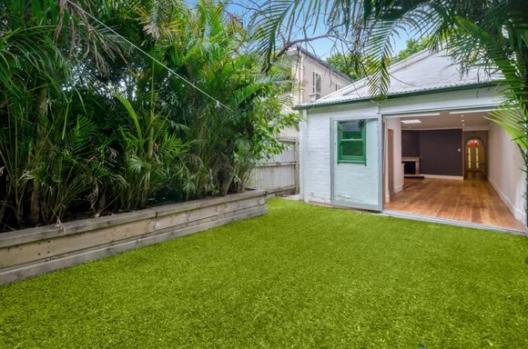 4 Brisbane  Street, Bondi Junction