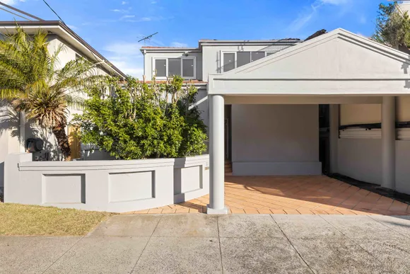 37 Gilgandra Road, North Bondi