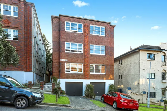 2/9 Lucius Street, Bondi Beach
