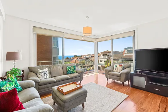 2/4 Oceanview Avenue, Vaucluse