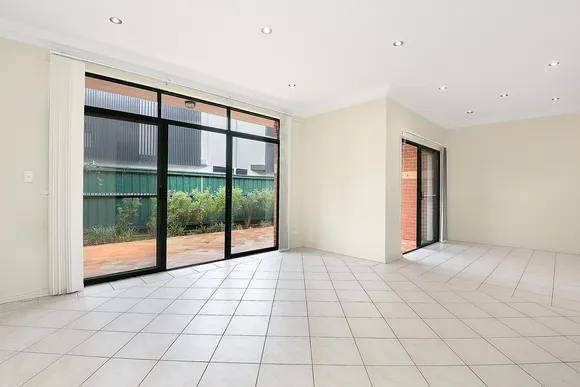 2/4 Beach Street, Clovelly