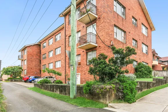 10/233-235 Carrington Road, Coogee