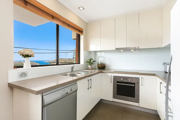 2/18 Bona Vista Avenue, Maroubra