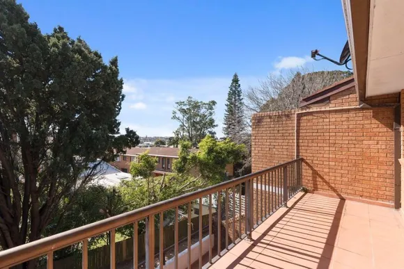 4/2-6 Lugar Street, Bronte