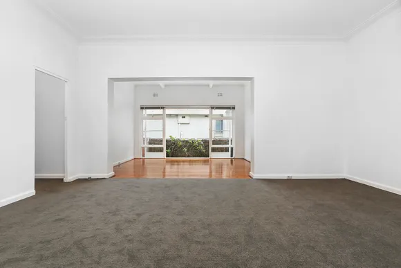 1/1A Beresford Road, Rose Bay