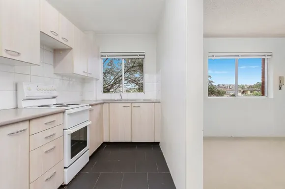4/1a Leeton Avenue, Coogee