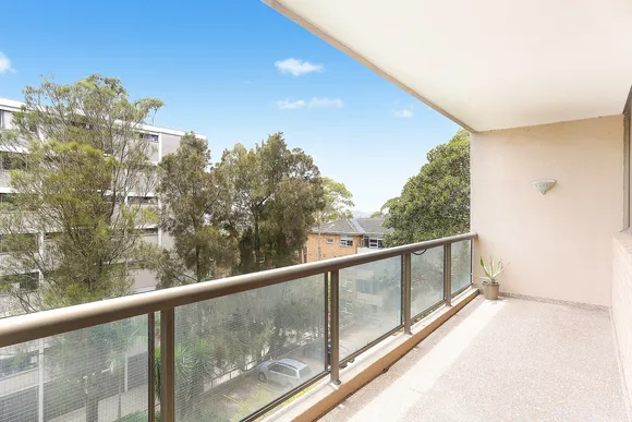 24/22-28 Penkivil Street, Bondi