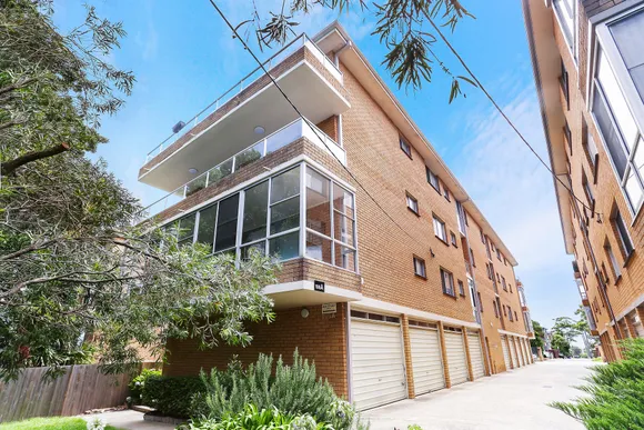 4/106A Botany Street, Randwick