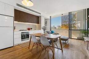 111/3 Ascot Street, Kensington