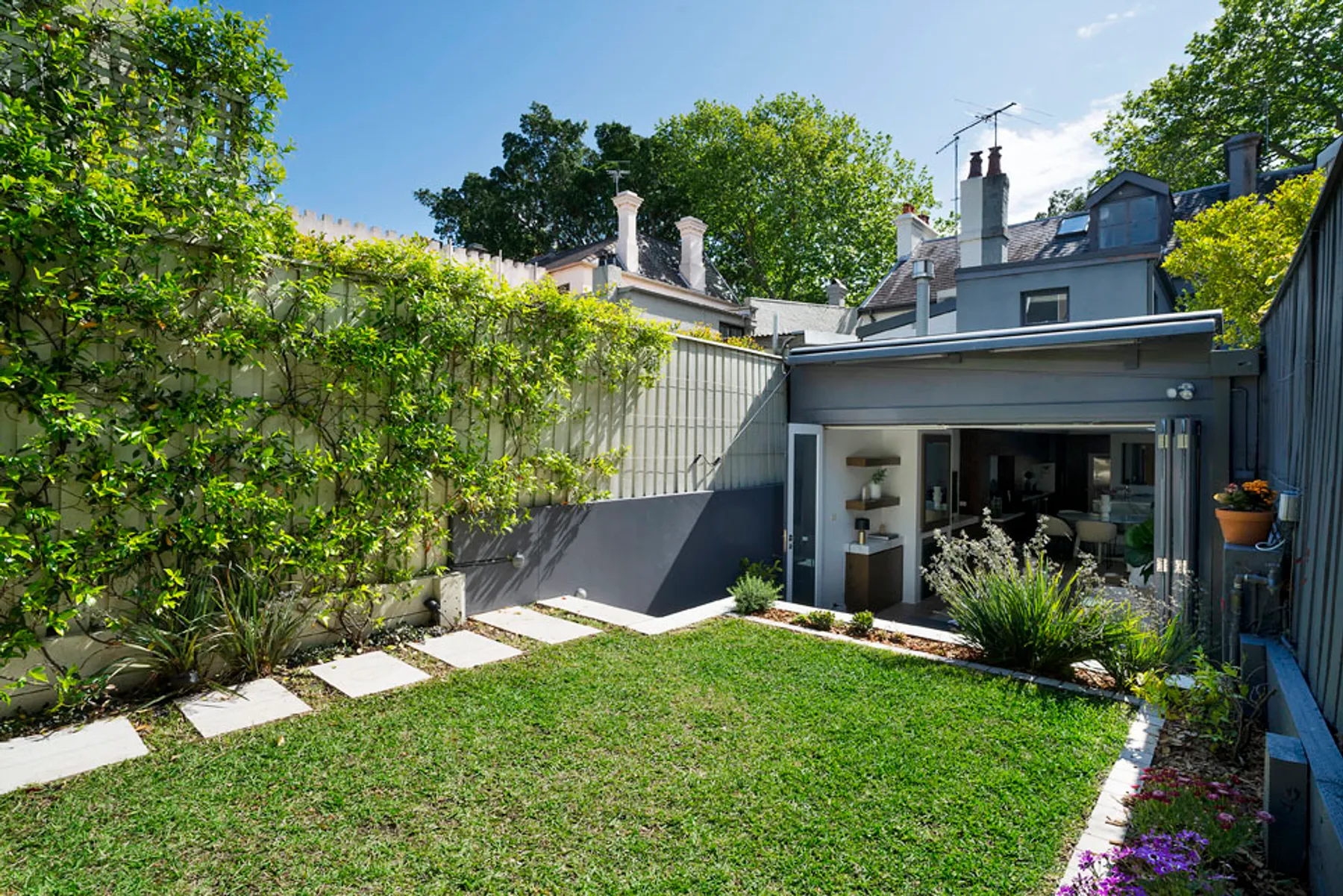 143 Paddington Street, Paddington