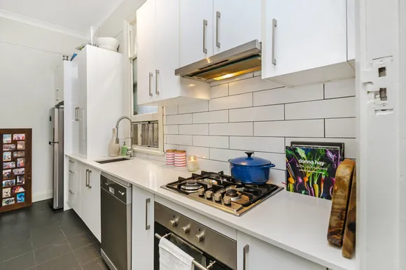 1 /6  Council  Street, Bondi Junction