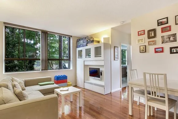 1/30 Derbyshire Road, Leichhardt