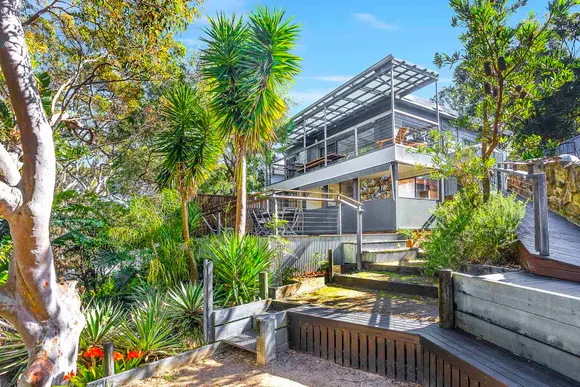 71 Beachcomber  Avenue, Bundeena