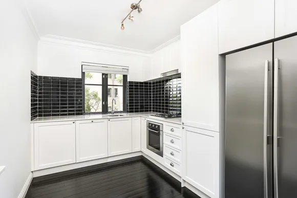11/347 Edgecliff Road, Edgecliff
