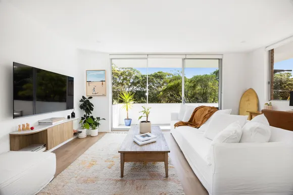4/351 Old South Head Road, North Bondi