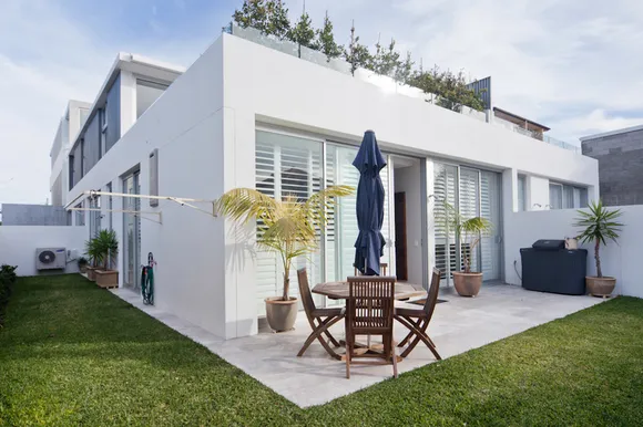 5/36 Fletcher Street, Bondi - Image 1
