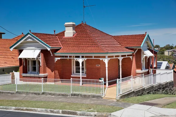 1 Belgrave  Street, Bronte