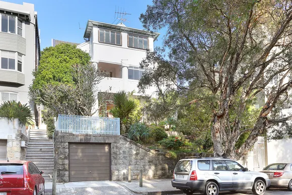 2/54 Lamrock Avenue, Bondi Beach