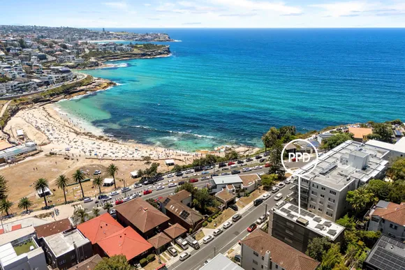 2/16 Pacific Street, Bronte