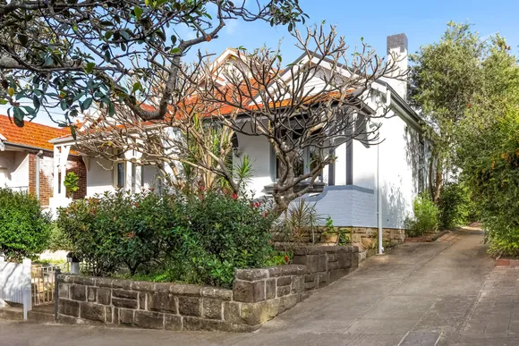 15 Gibson Street, Bronte