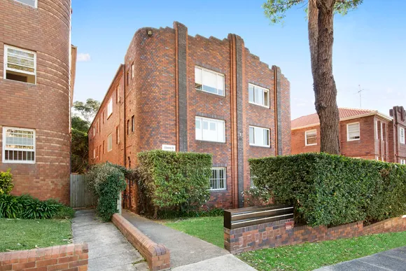 10/1 Lucius Street, Bondi Beach