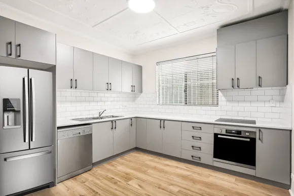 2/313 Bronte Road, Waverley