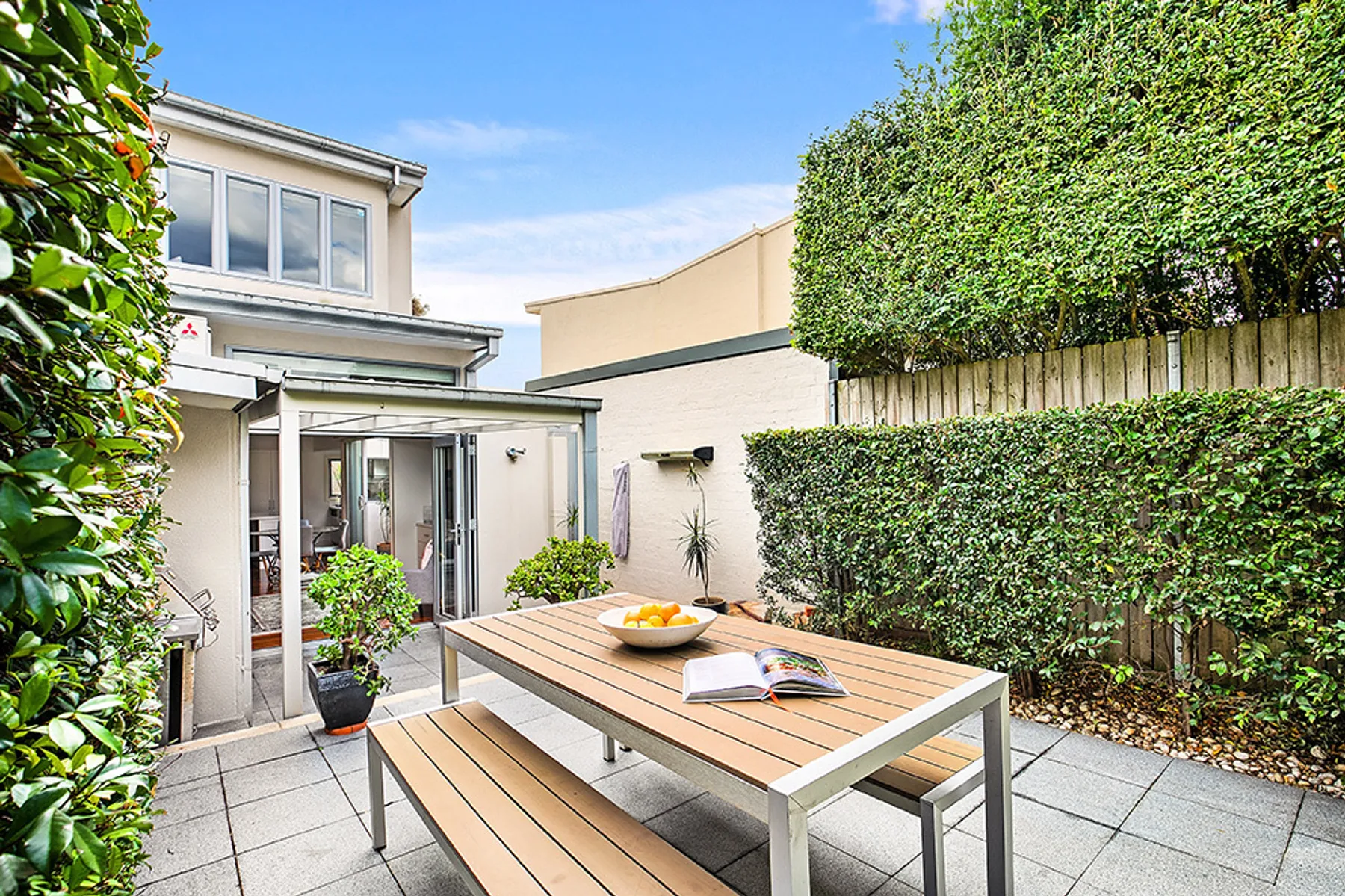 18 Edgecliff Road, Woollahra