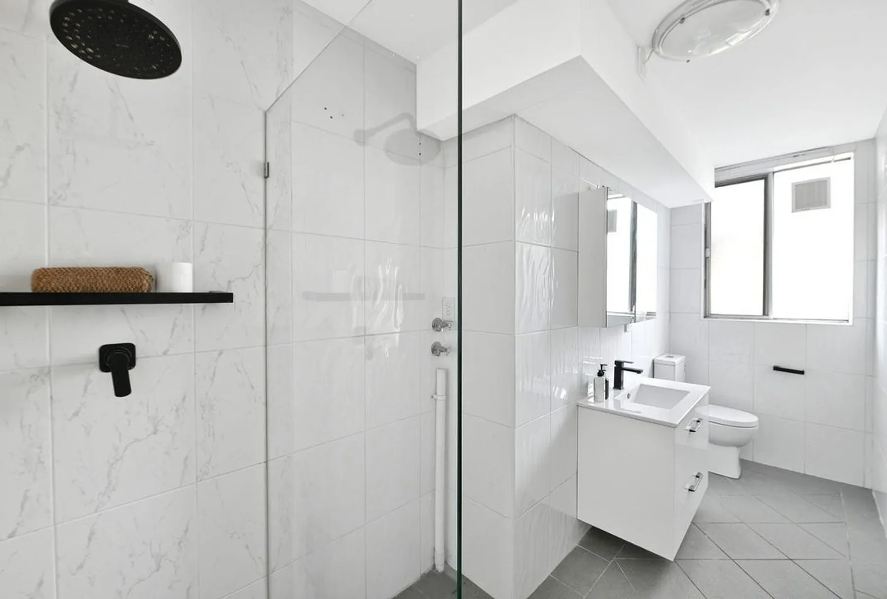 2/37-39 Arden Street, Clovelly - Image 1