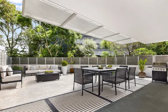1/2-4 Gubbeteh Road, Little Bay