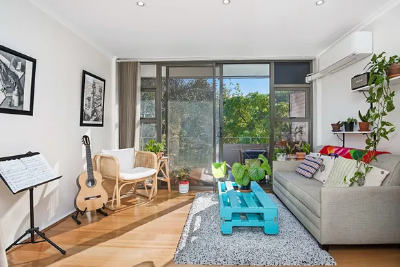 33/35 Alison Road, Kensington