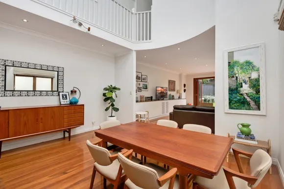 61  Reina  Street, North Bondi