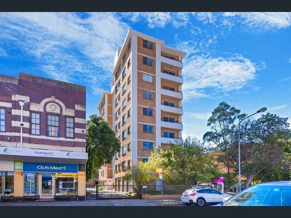 9/240-242 Bondi Road, Bondi