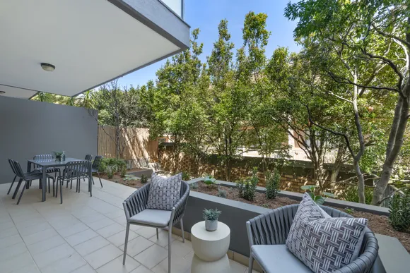 2/6A Cowper  Street, Randwick