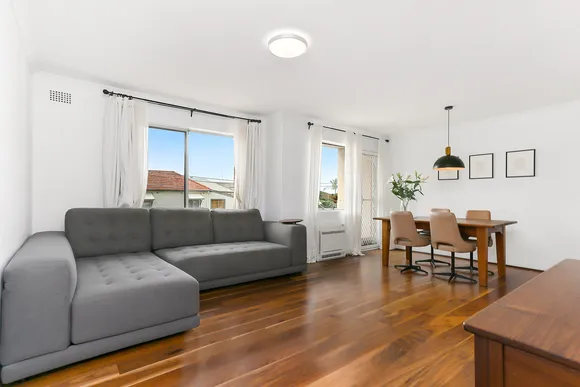 1/33 Read Street, Bronte