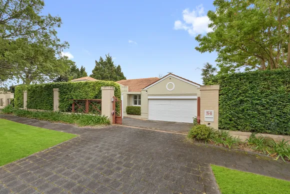 54 Balfour Road, Kensington