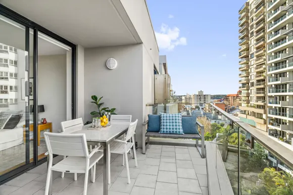 709/1A Tusculum  Street, Potts Point
