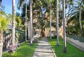 6/64 Sir Thomas Mitchell Road, Bondi Beach